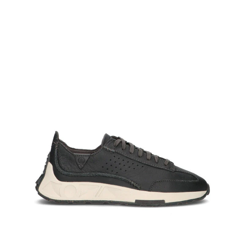 CLARKS CORE