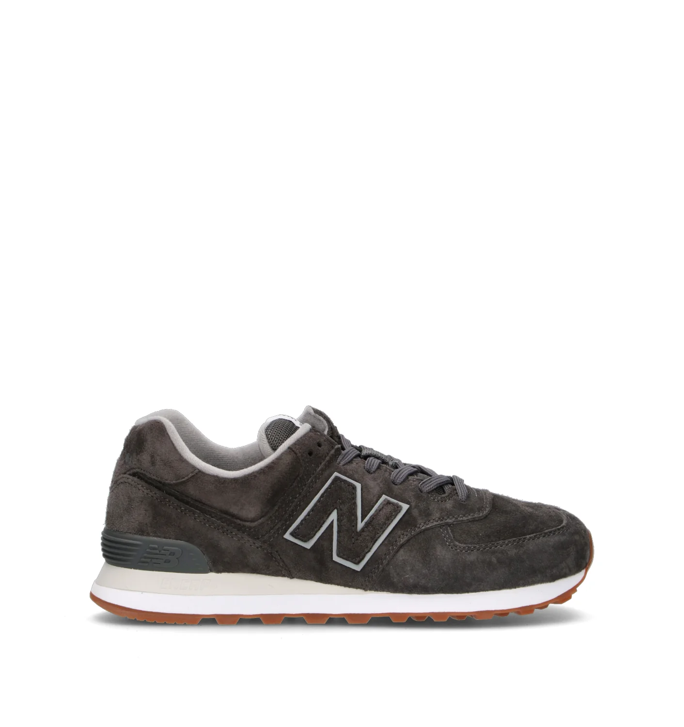 NEW BALANCE 574 Sneaker uomo nera in suede
