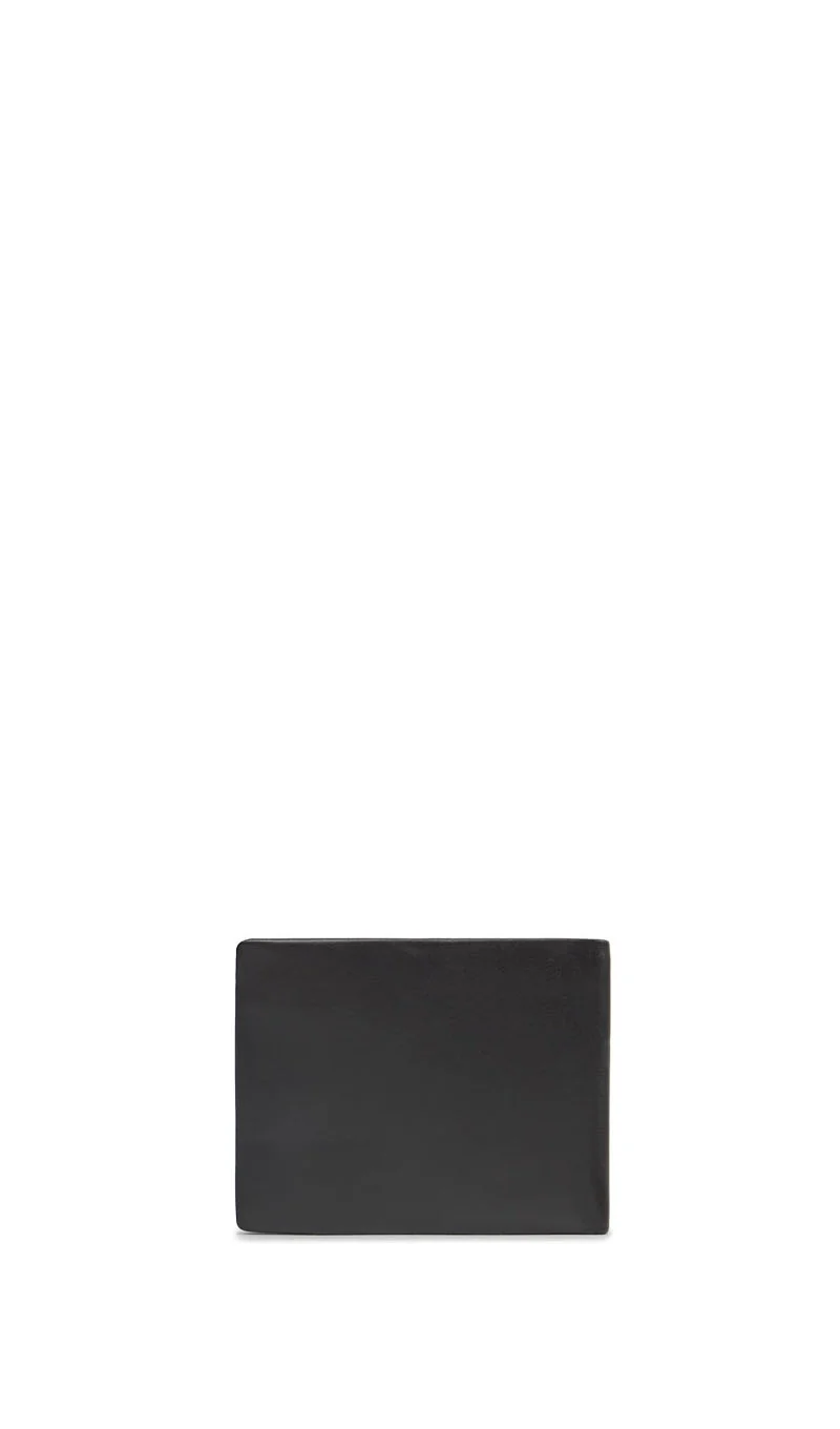 GUESS - Image 2