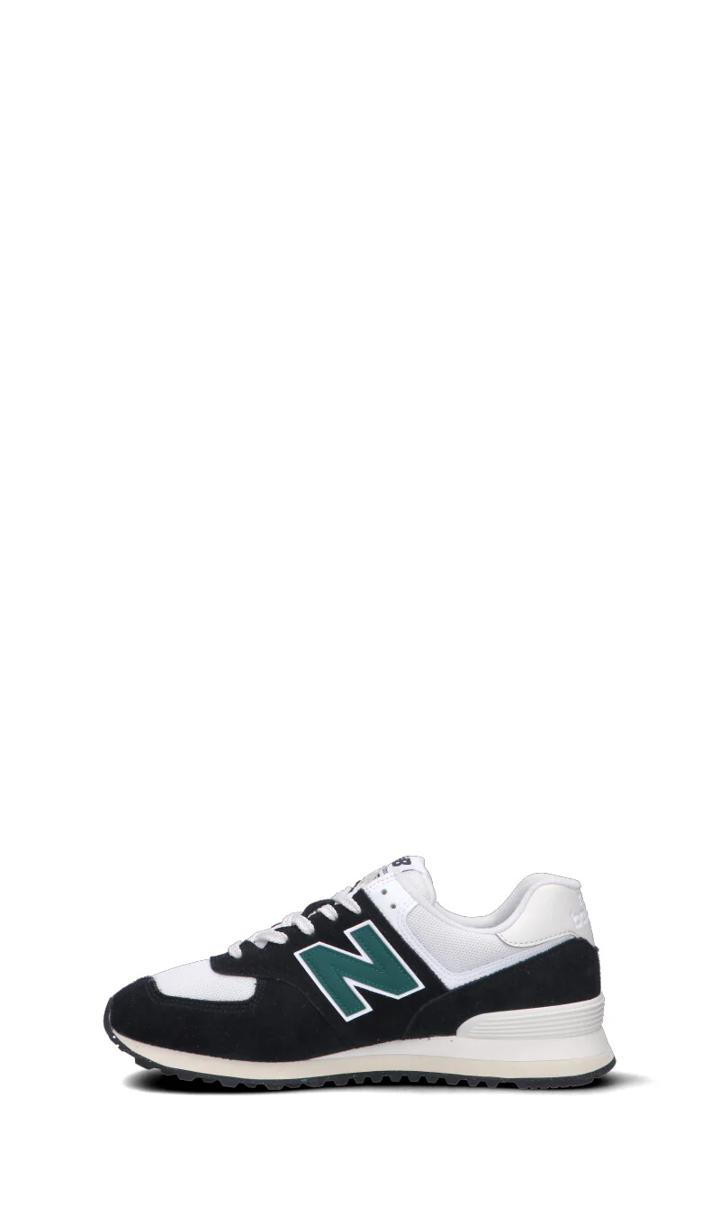 NEW BALANCE 574 Sneaker uomo nera e bianca in suede - Image 4